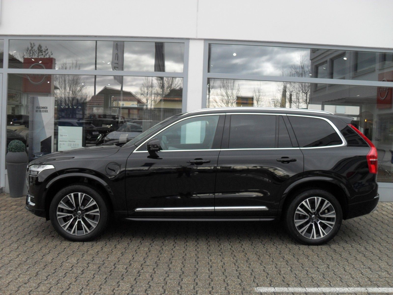 Fahrzeugabbildung Volvo XC90 T8  Inscription Expression