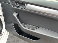 SKODA Superb Combi Premium 1. Hand|Massage|ACC|AHK|PDC