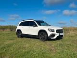 Mercedes-Benz GLB 250 4MATIC AMG Line-Pano uvm. - Mercedes-Benz GLB 250 Gebrauchtwagen