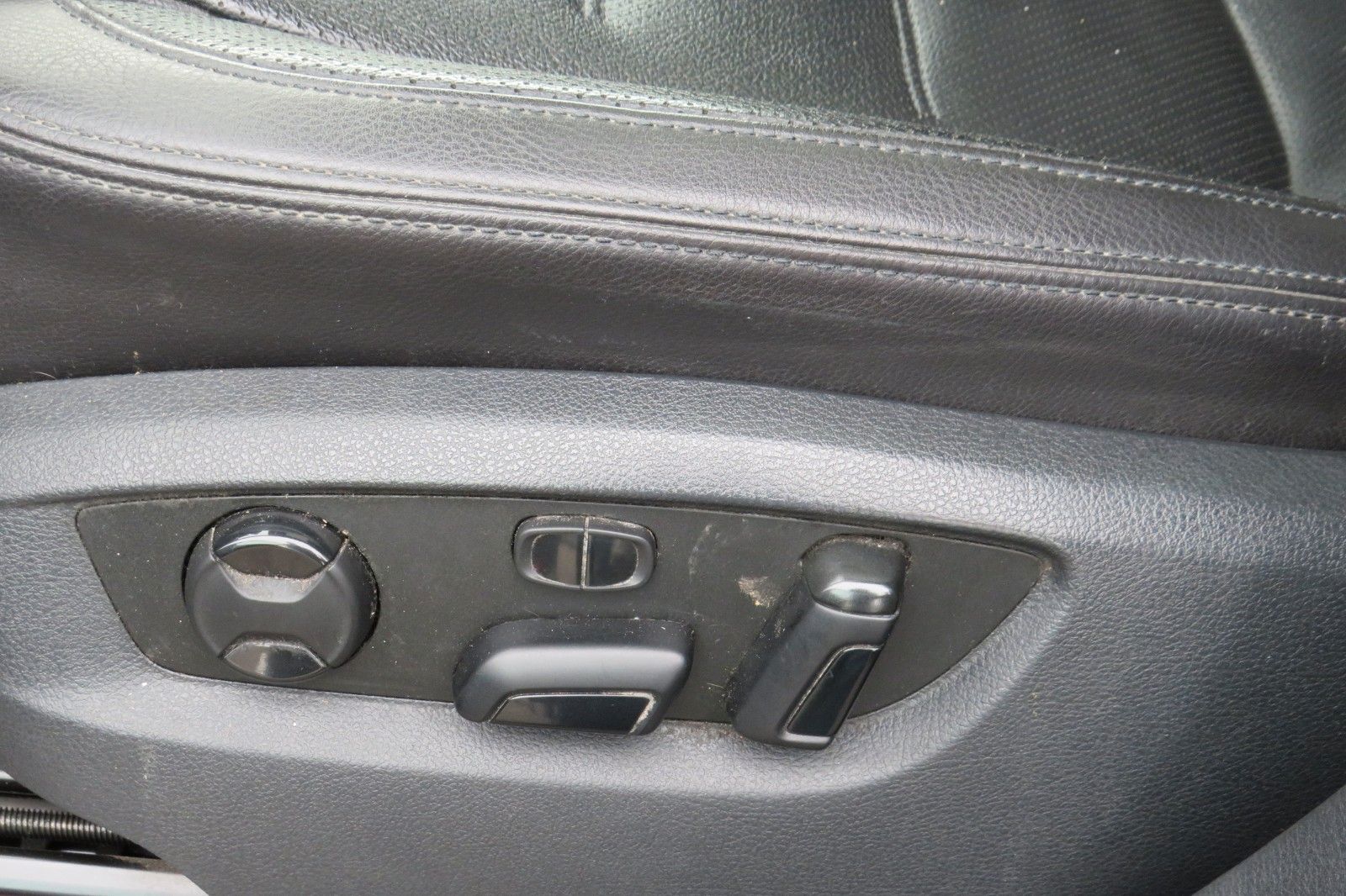 Fahrzeugabbildung Volkswagen Touareg Terrain Tech VOLL/ALLES AUSSER R-LINE !!