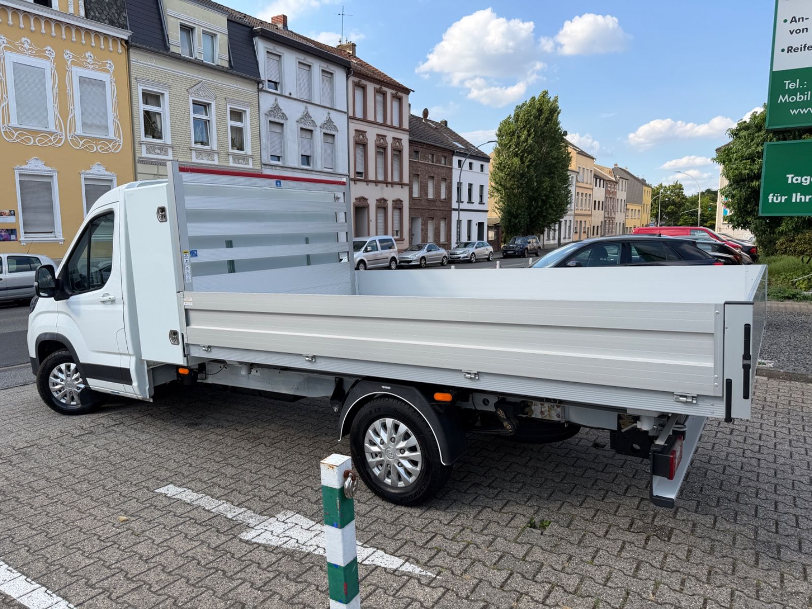 Fahrzeugabbildung Maxus DELIVER9 DREISEITENKIPPER L4 LUXURY LED NEUWAGEN