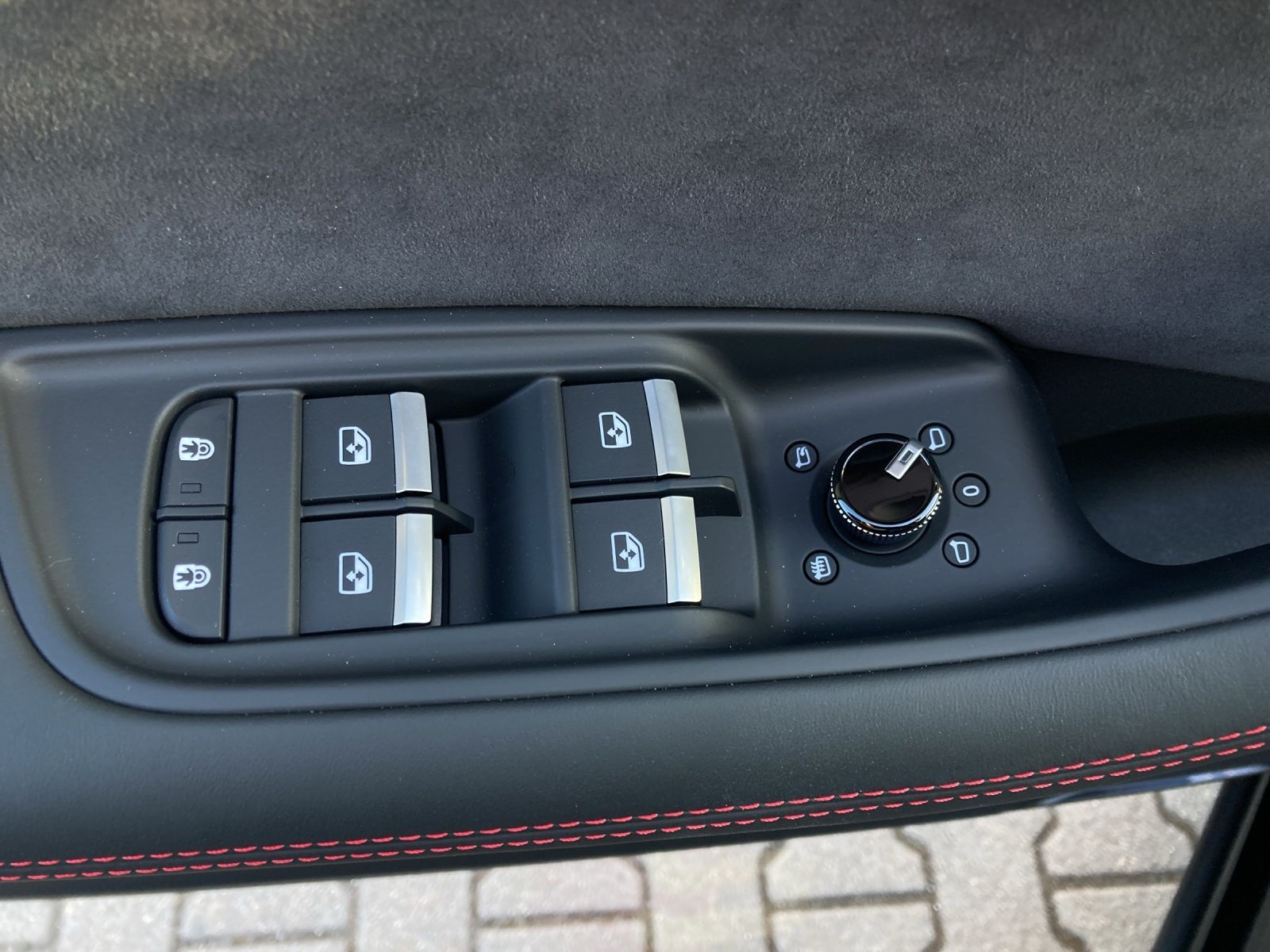 Fahrzeugabbildung Audi Q8 TDI quattro S line HD MATRIX PANO B&O STANDH