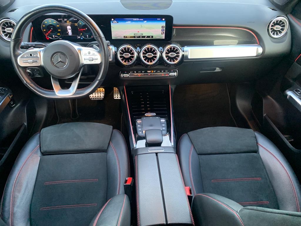 Mercedes-Benz GLB 220