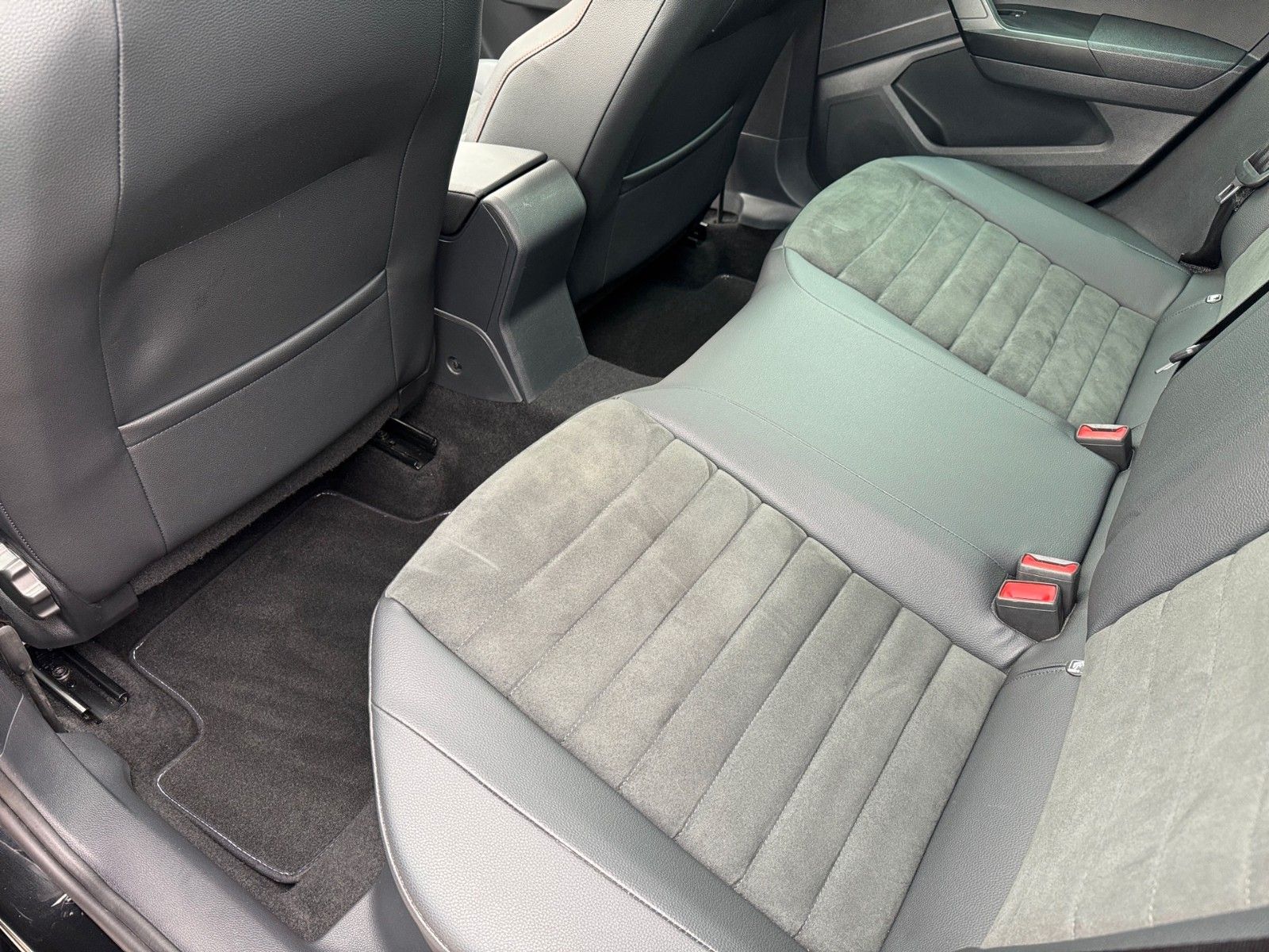 Fahrzeugabbildung SEAT Ibiza FR-Line 1.5 TSI