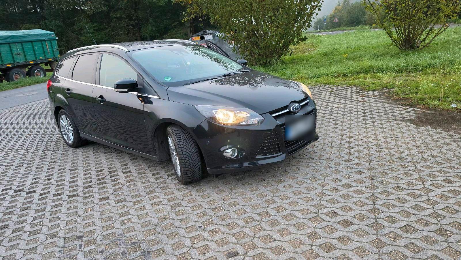 Ford Focus 2014 — rear view