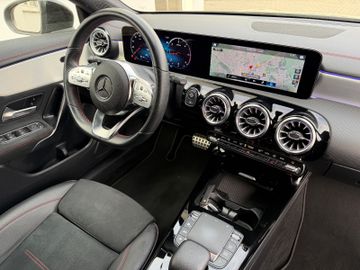 Mercedes CLA 200 Shooting Brake - 4