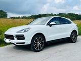 Porsche Cayenne Coupe 3.0 V6 Platinum Edition SH u.AHK - Porsche: Beige, Leder