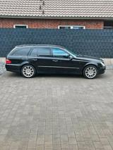 Mercedes-Benz Mercedes w211 320cdi, E Klasse, 7-Sitzer - Mercedes-Benz 320: Cdi