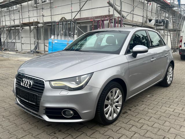 Audi A1 Sportback attraction- Autom-Navi-BiXenon-PDC