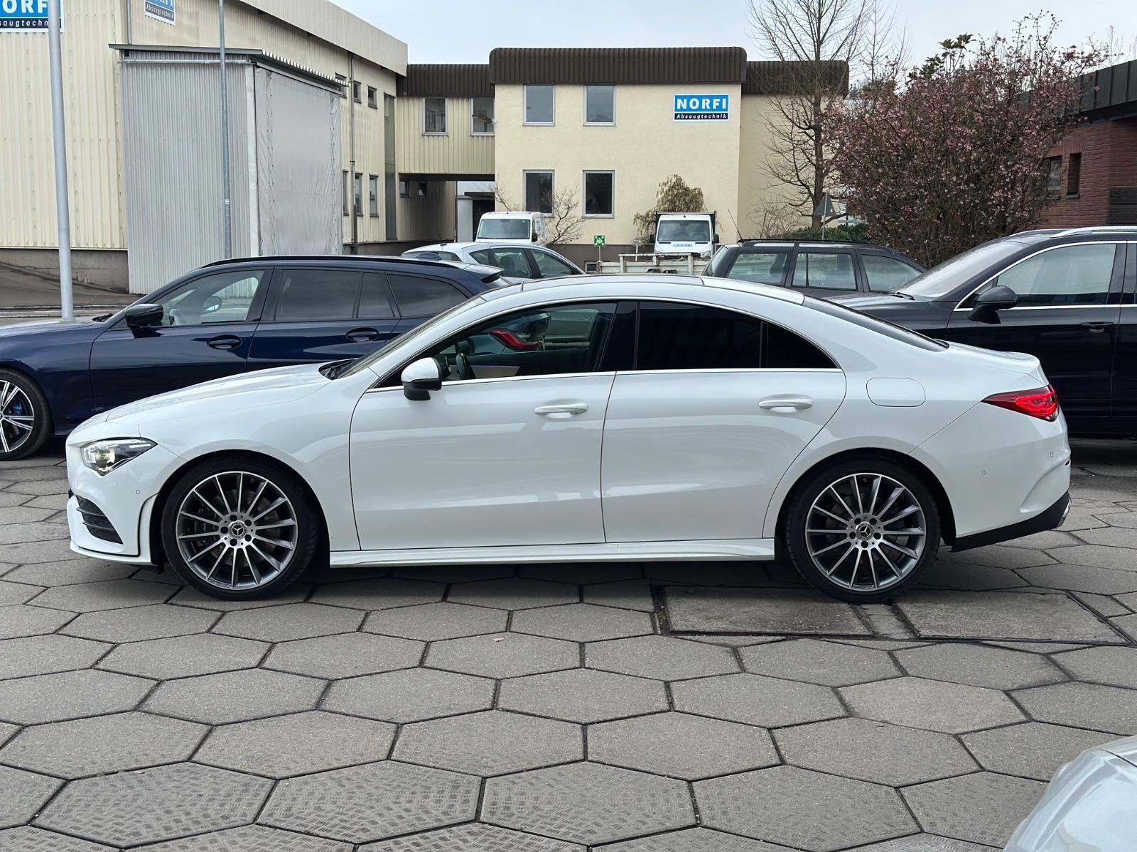 Mercedes-Benz CLA 250 AMG 4Matic MBUX AMBIENTE RFK LED