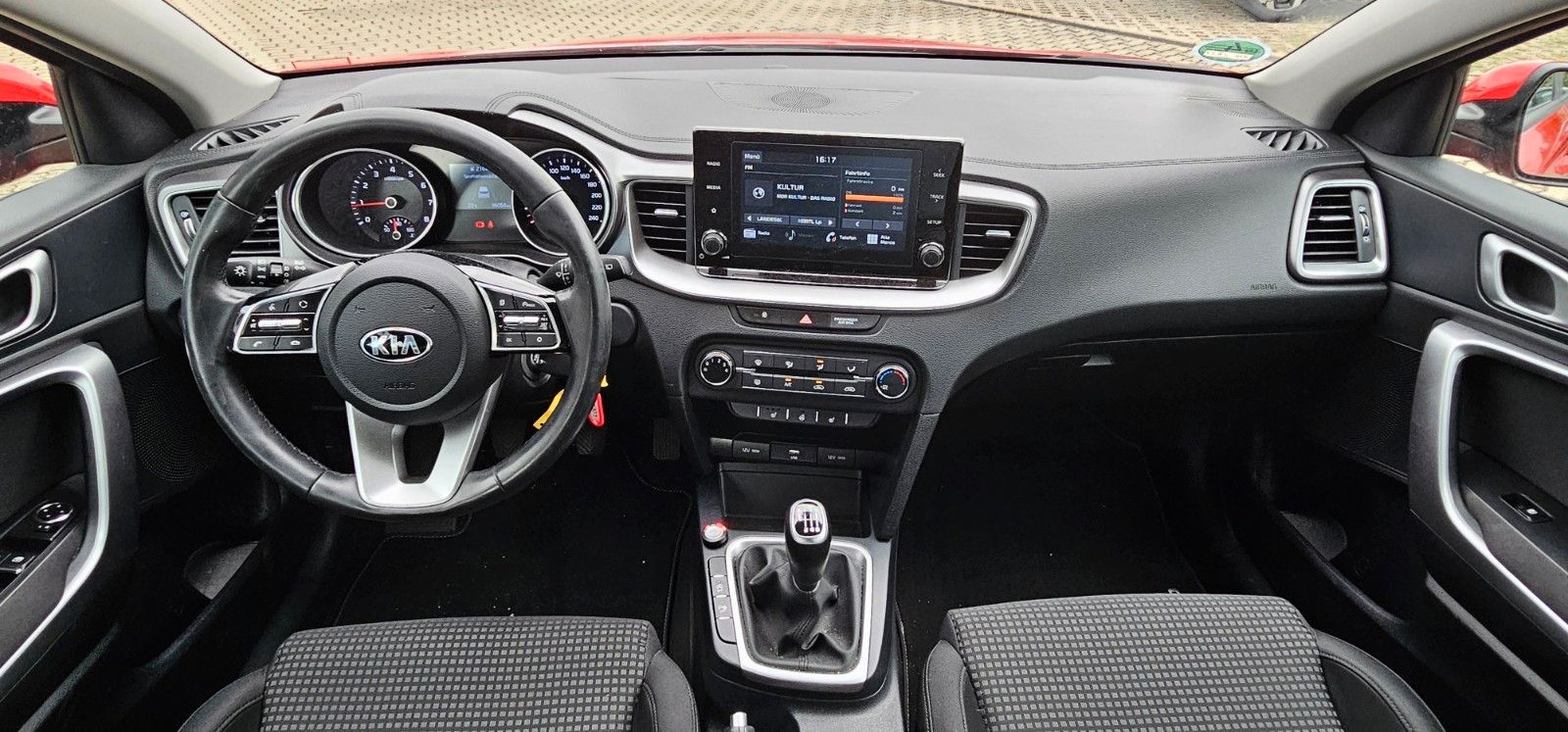 Fahrzeugabbildung Kia cee'd / Ceed Benzin/Gas