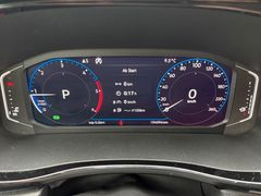 Fahrzeugabbildung Volkswagen T6 Multivan Comfortl. 2.0TDI DSG - 2xTür*AHK*Pro