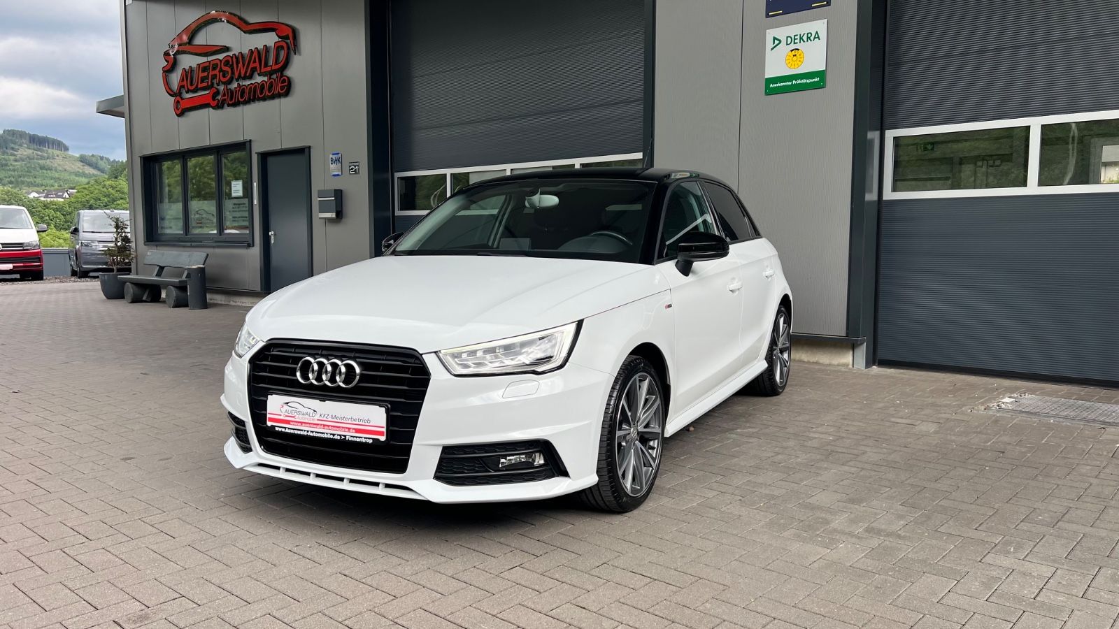 AUDI A1 Sportback sport S line *LED *Sitzheizung *Nav