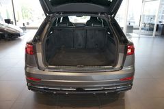 AUDI Q8 50 TDI S line | S-Sportsitze | Pano | B&O AUDI Q8 50 TDI S line | S-Sportsitze | Pano | B&O