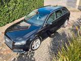 Audi A4 2.0 TDI S line Avant / incl. M&S/ ZR + HU NEU - Audi A4 aus 2010: Line