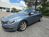 Volvo V60 D3 AUTOMATIK LEDER NAVI - Volvo V60 mit Diesel-Antrieb: Kombi, Automatik