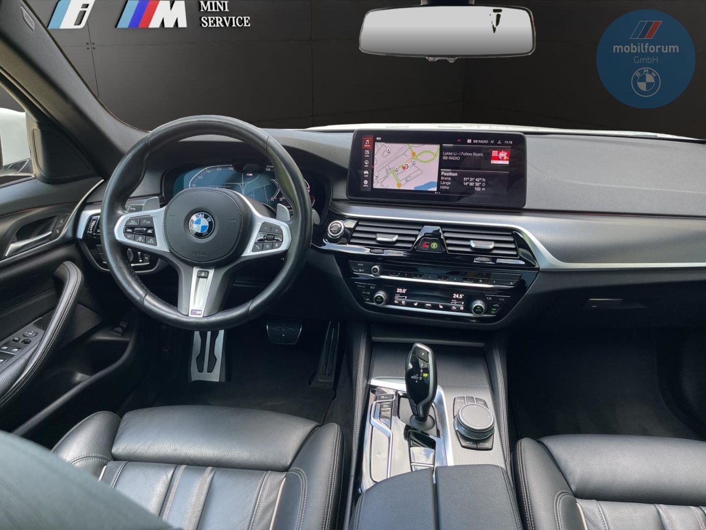 BMW 530 i Touring M-Sport AHK StandHZG Panorama foto 9