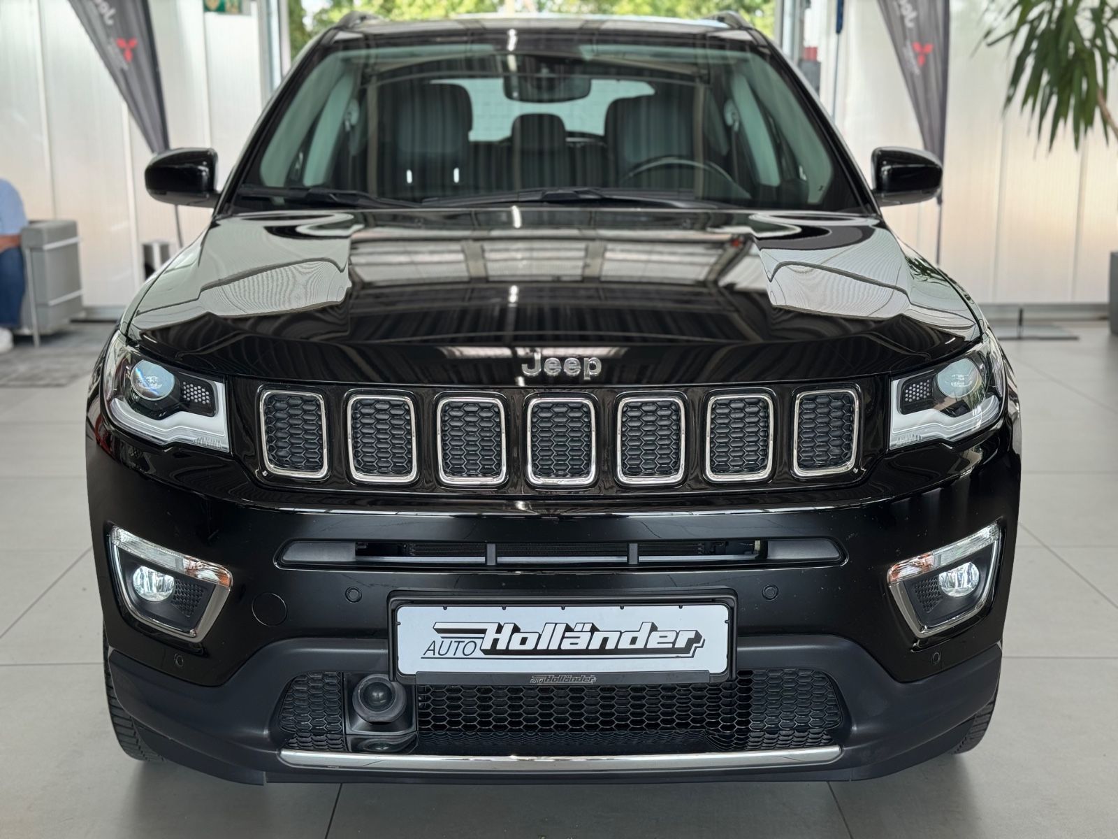Fahrzeugabbildung Jeep Compass 1.4 T Limited 4WD "AHK GJR Luxus-Paket "