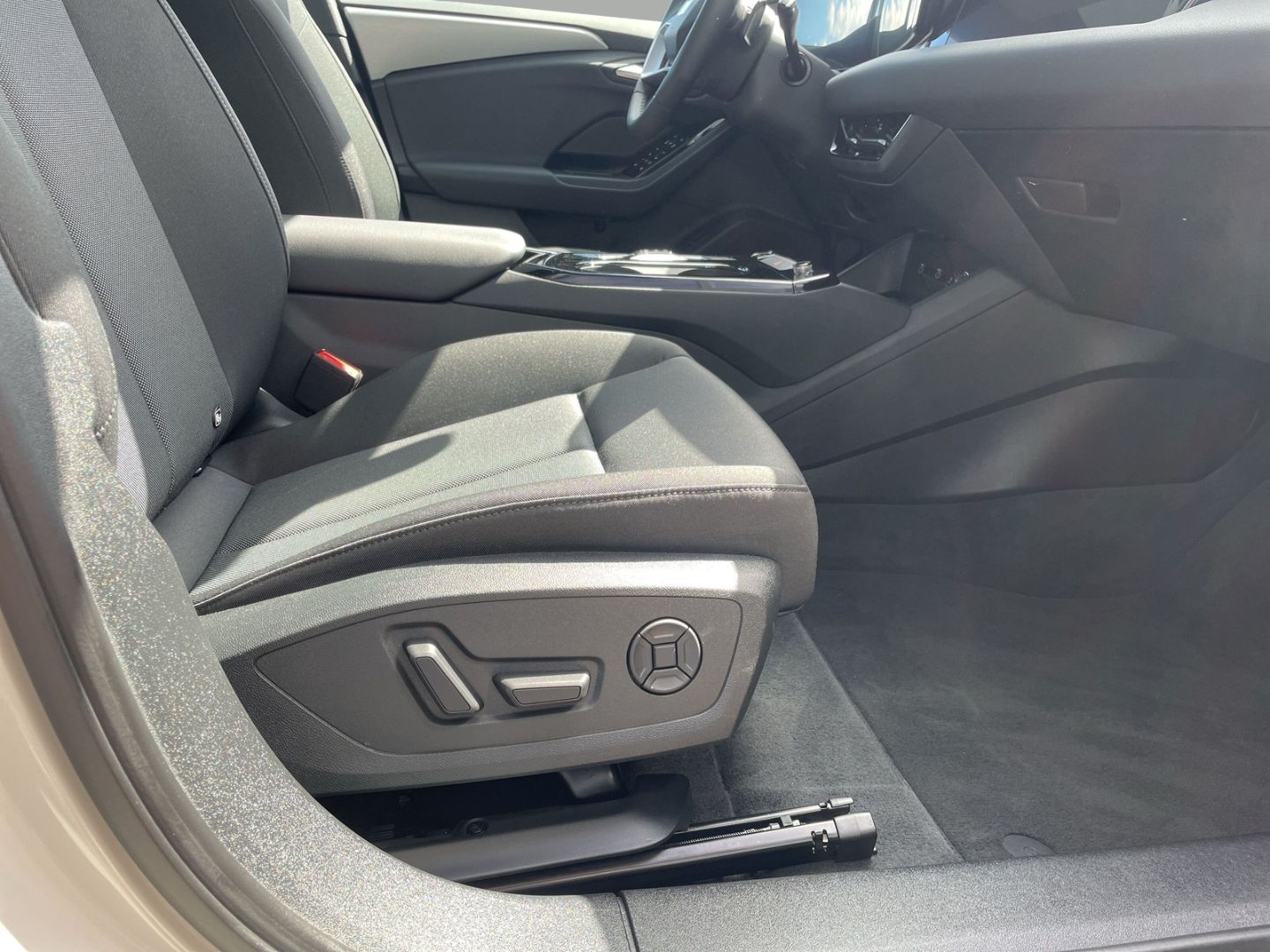 Audi A6 e-tron - Bild 7