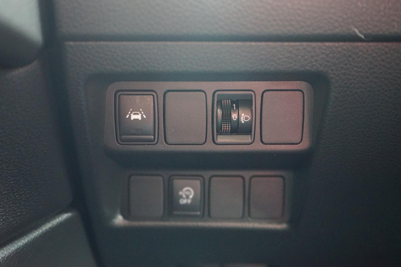 Nissan Qashqai 1.3 N-Connecta Navi Tempomat 360° PDC