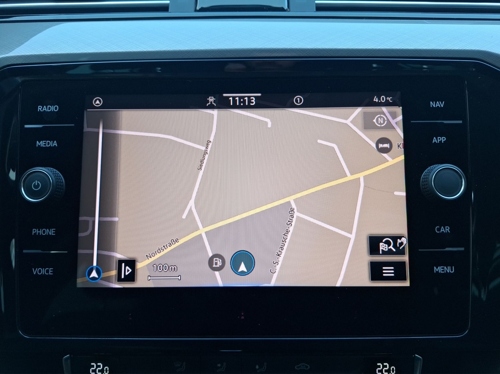 Fahrzeugabbildung Volkswagen Passat Variant TSI DSG AHK LED Navi ACC PDC SH L