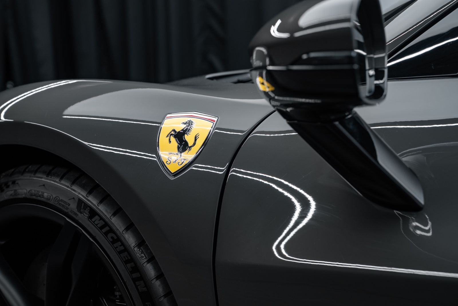 Fahrzeugabbildung Ferrari 296 GTS RACING SEATS/LIFT/CARBON/SCUDERIA