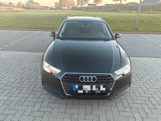 Audi A4 2.0 TDI S tronic Avant