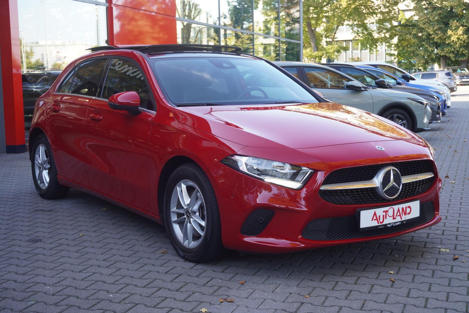 Mercedes-Benz A200 Progressive Navi Panorama Android Apple PDC
