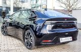 Toyota Prius Plug-in Hybrid Executive - Toyota Prius: Plug In
