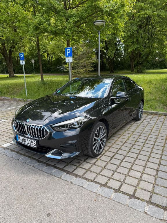 Image of BMW 218
