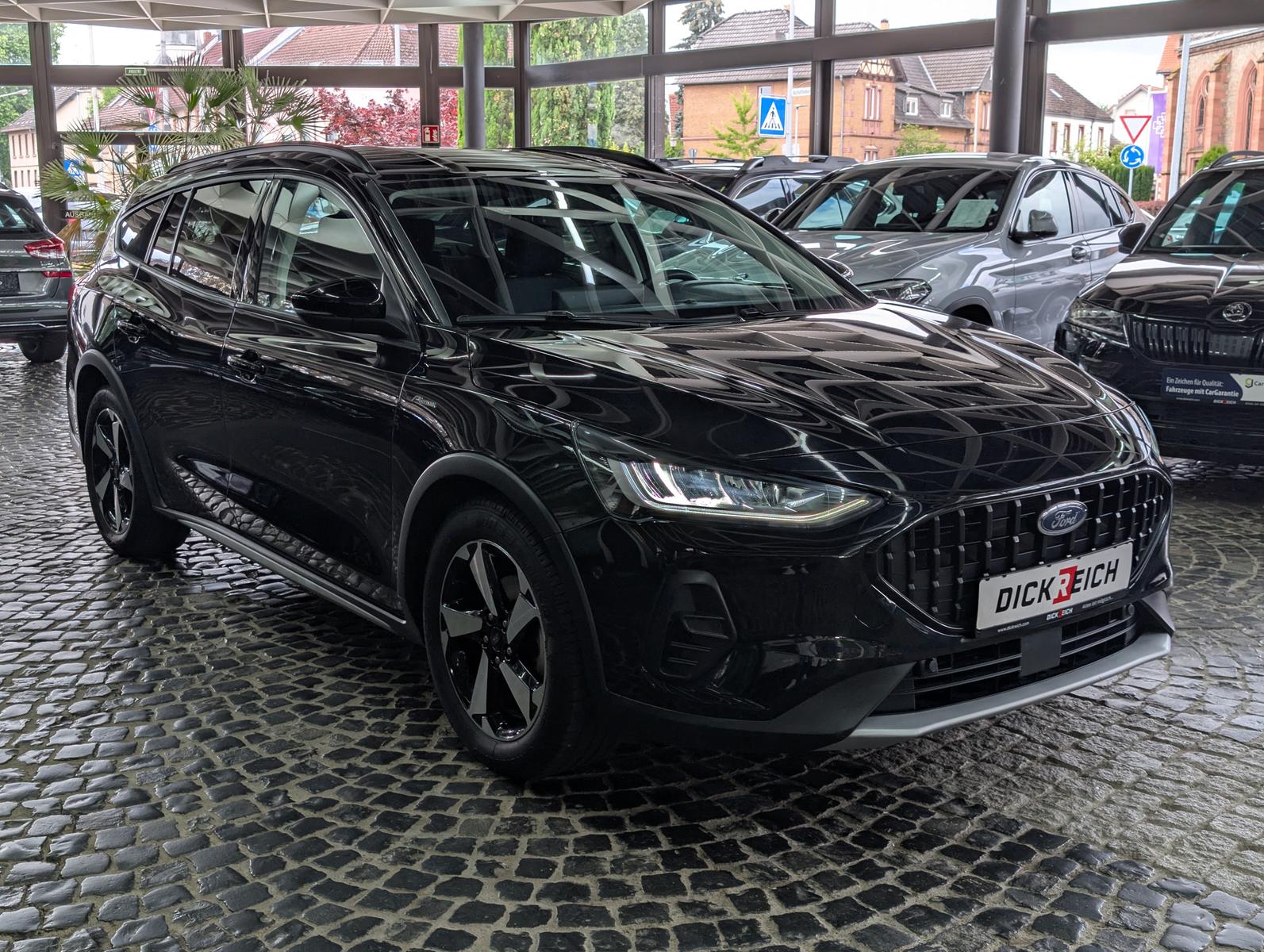 Ford Focus 1.0 EB MHEV Active LED ACC KAM 17" WINTER