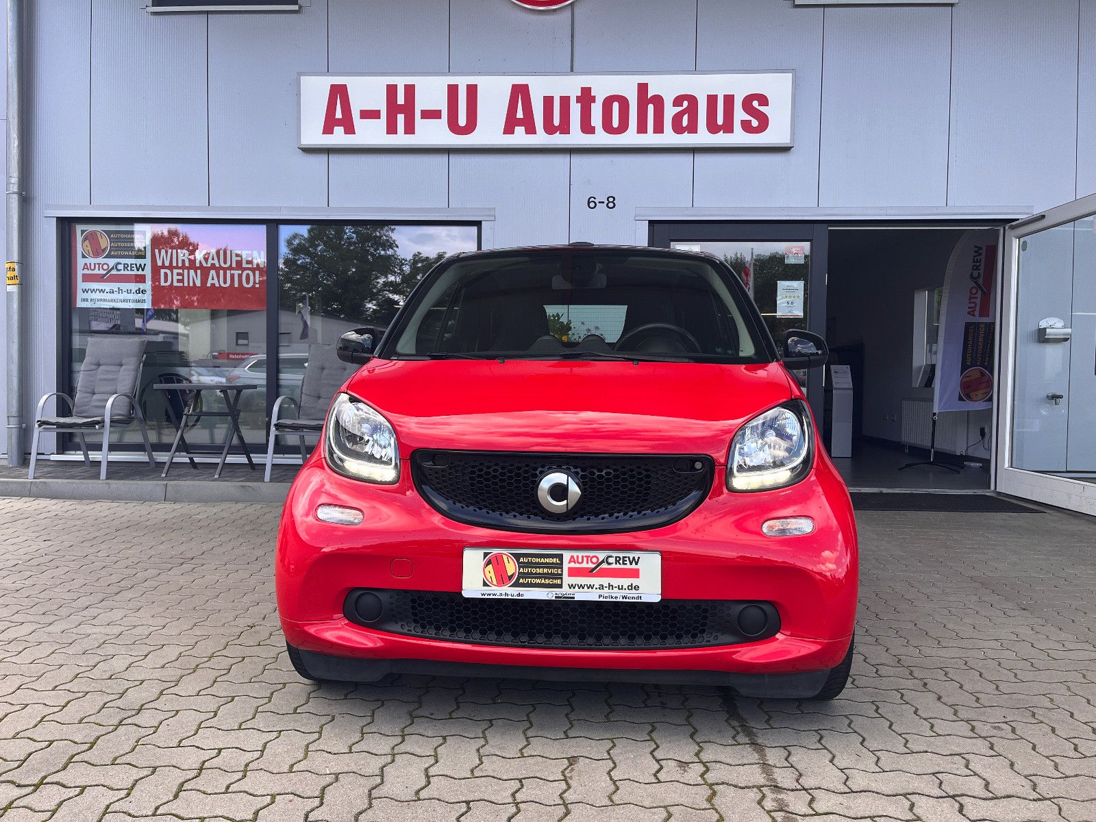 Fahrzeugabbildung Smart ForTwo Cabrio  66 kW Automatik / SHZ