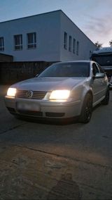 Volkswagen Bora 1 9 TDI 101ps  Auto  Top Zustand  Pol... - Volkswagen Bora mit Diesel-Antrieb: Limousine, 1.9