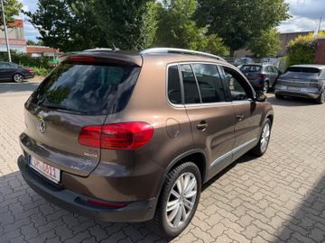 Volkswagen Tiguan - 8