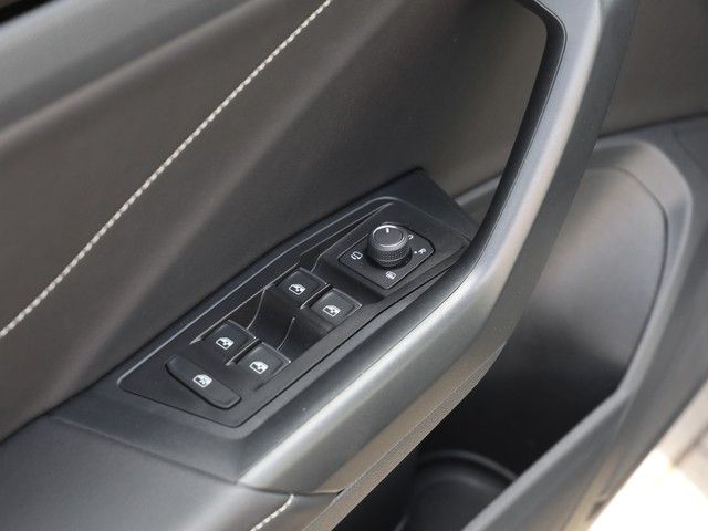 Volkswagen T-Roc - Bild 15