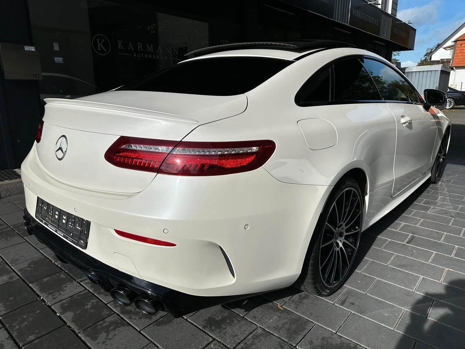Mercedes-Benz E 300 Coupe AMG LINE/NIGHT/TOTW./WIDES/PANO/