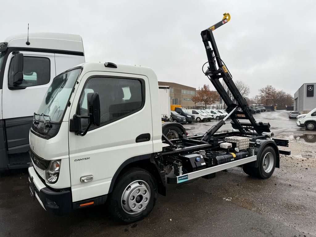 Fahrzeugabbildung FUSO CANTER 7C18 Hyva Lift Abrollkipper LED*Kam.