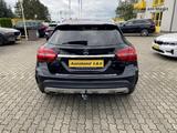 Mercedes-Benz GLA 250 Klasse 4Matic,Pano,LED,SH,PDC,Navi,2.Han - gebrauchte Mercedes-Benz GLA 250 aus dem Jahr 2019