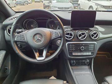 Bild 5 Mercedes-Benz GLA 200 Urban Style - AHK,360°CAM,NAVI,SHZG,EHK