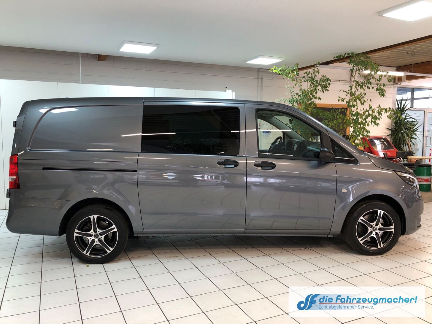 Fahrzeugabbildung Mercedes-Benz Vito Mixto 119 CDI lang EU6d AHK LED digitales C