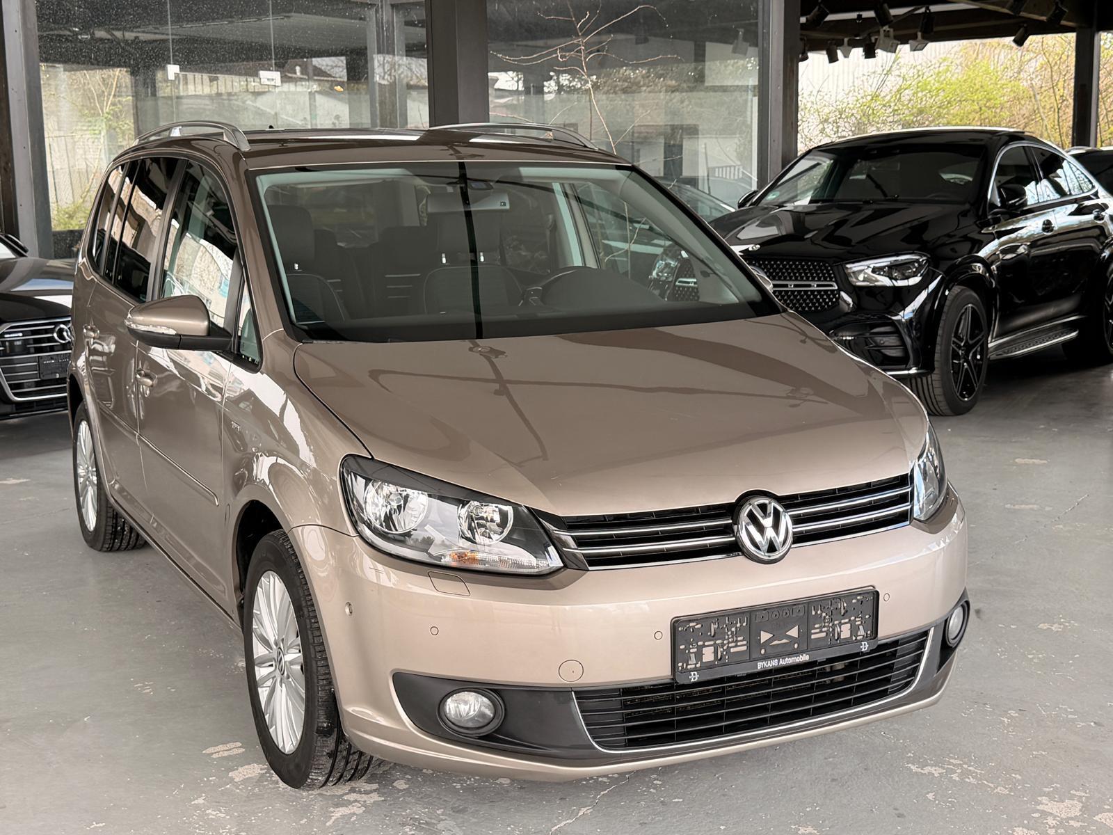 Volkswagen Touran 1.4 TSI Cup-AHK-TEMP-SHZ-KAMERA-PDC