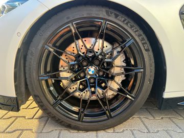 BMW M4 - 8