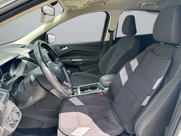 Ford Kuga - 11