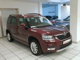 Skoda Yeti Ambition 1.6 TDI DSG 1.Hand Voll Scheckheft - Skoda Yeti: Rot