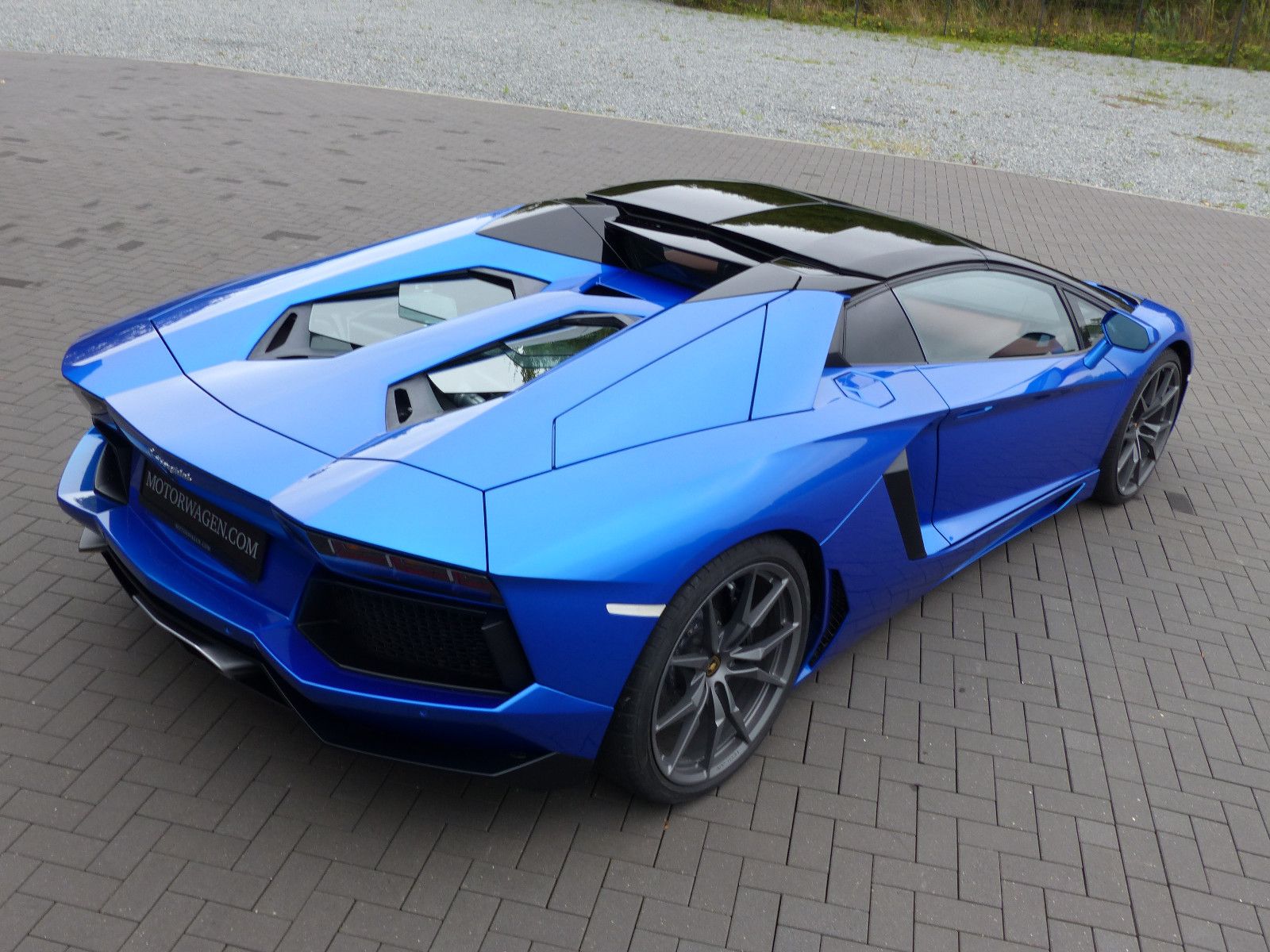 Fahrzeugabbildung Lamborghini Aventador LP 700-4 Roadster