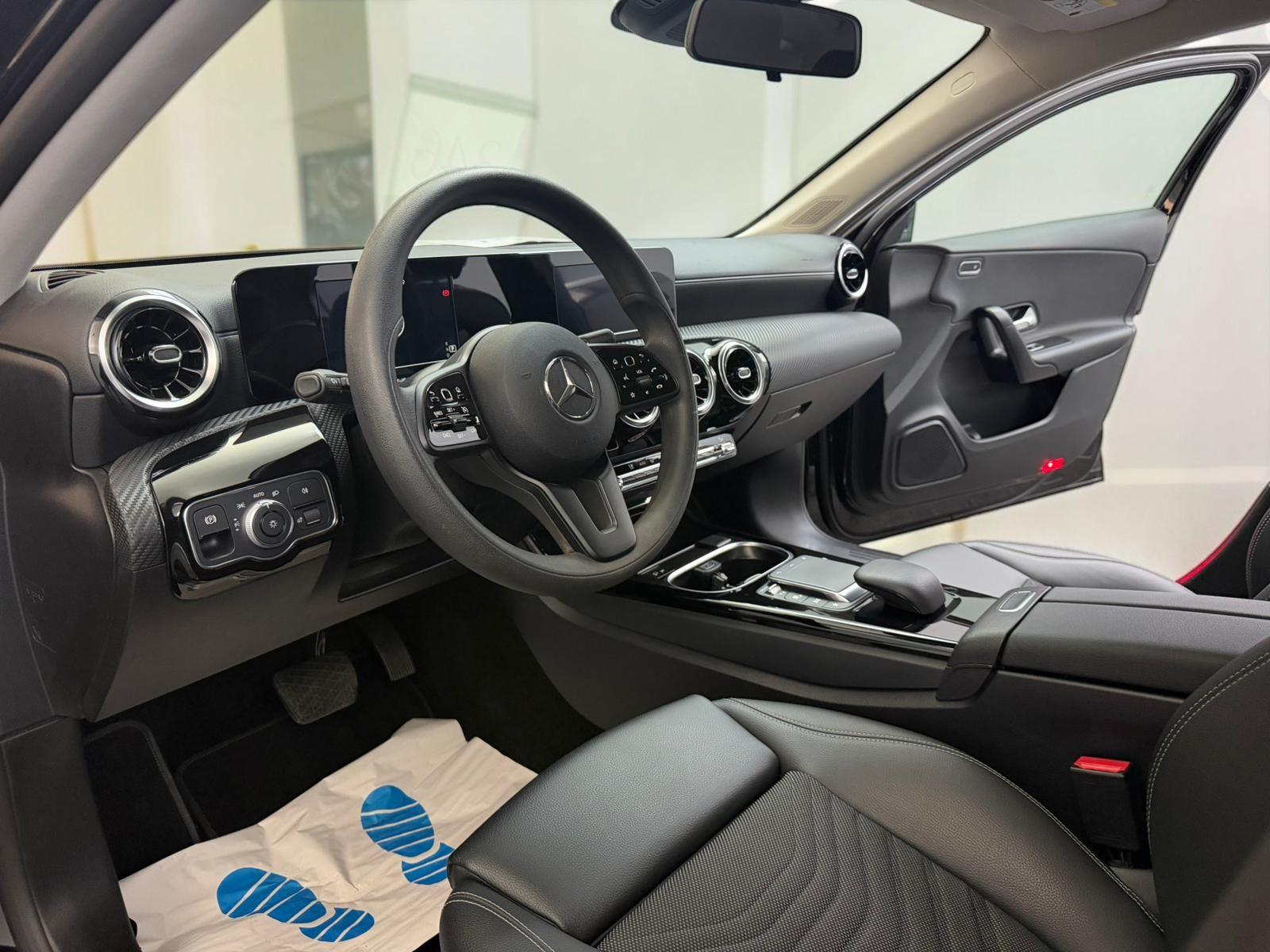 Mercedes-Benz A-Class d LED*CARPLAY*1-HAND*T-LEDER*WIDE*RÜCKKAM, миниатюра 9