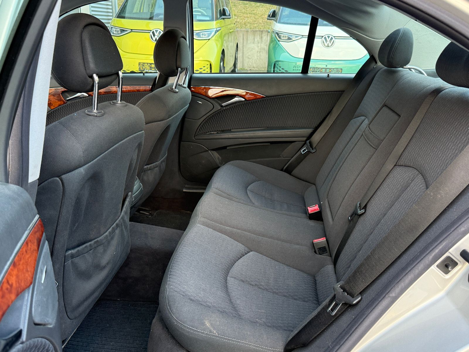 Fahrzeugabbildung Mercedes-Benz E 320 CDI Elegance Aut AHK GRA Xenon Navi H/K