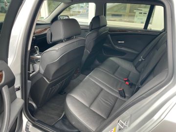 BMW 523 - 7
