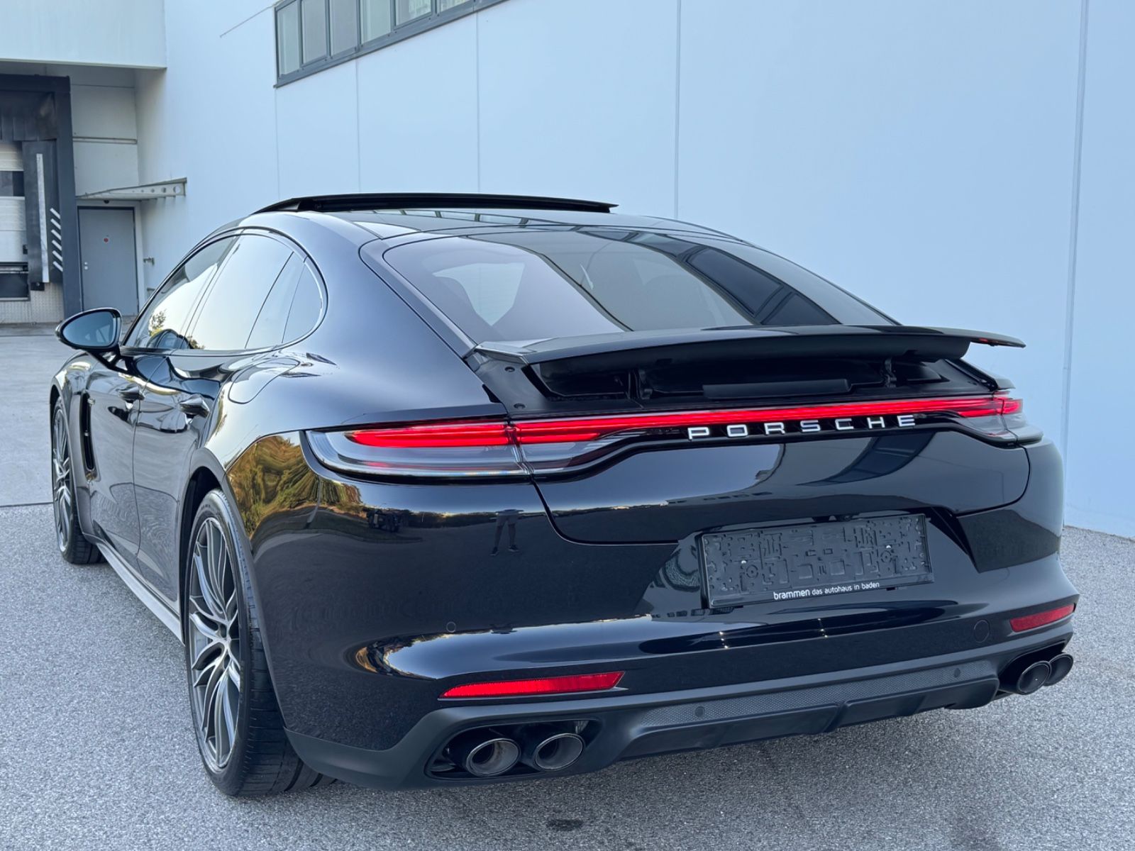 Porsche Panamera 4-E*SPORT-DESIGN*Facelift*VOLL*1.Hand* imagem 3