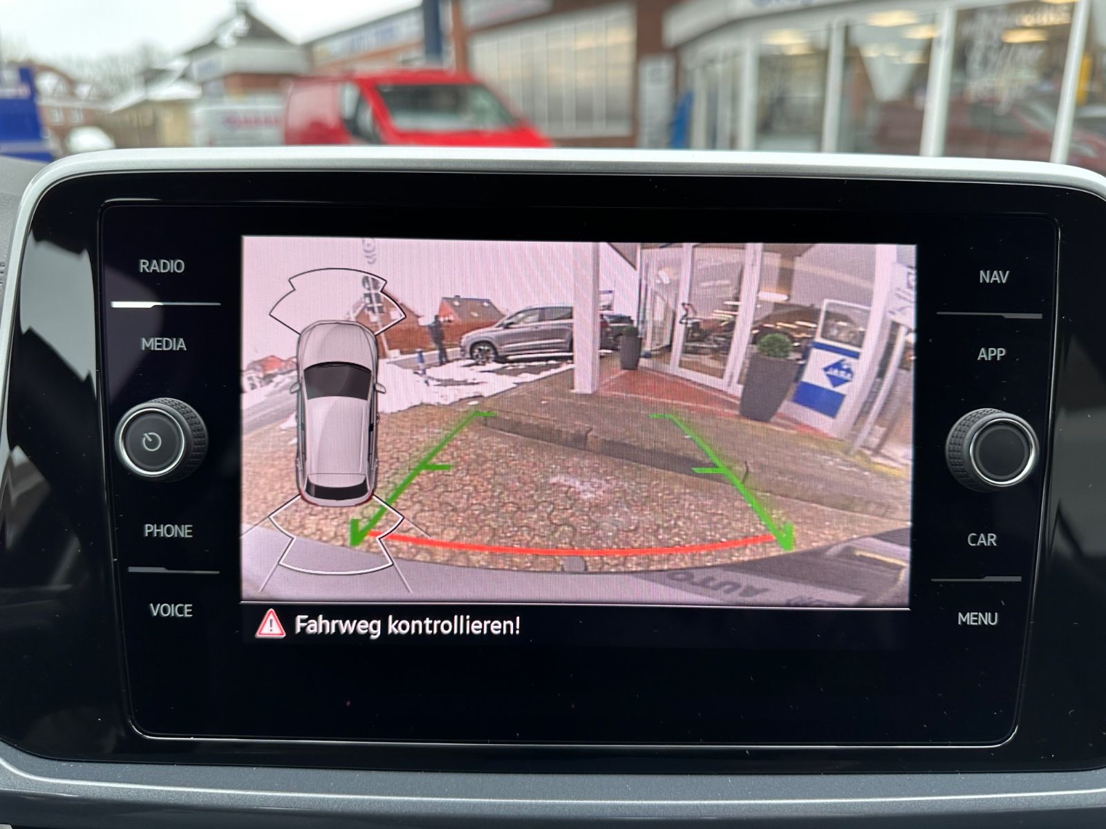 Fahrzeugabbildung Volkswagen T-Roc 1.5 TSI Style DSG AHK/ACC/LED/APP/SHZG/GJR